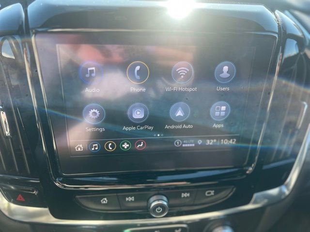 Used 2023 Chevrolet Traverse LT image 15