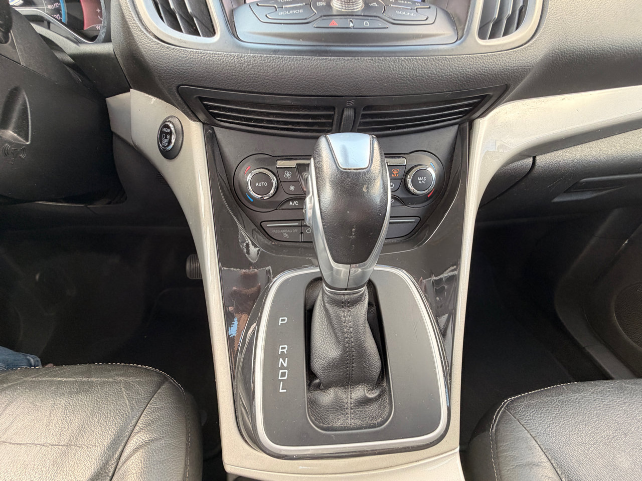 Used 2016 Ford C-MAX Energi SEL image 20