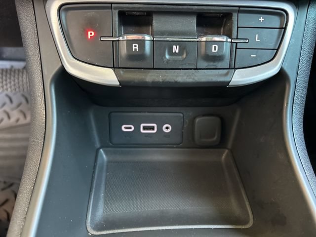 Used 2023 GMC Terrain SLE w/ Elevation Edition FWD image 14