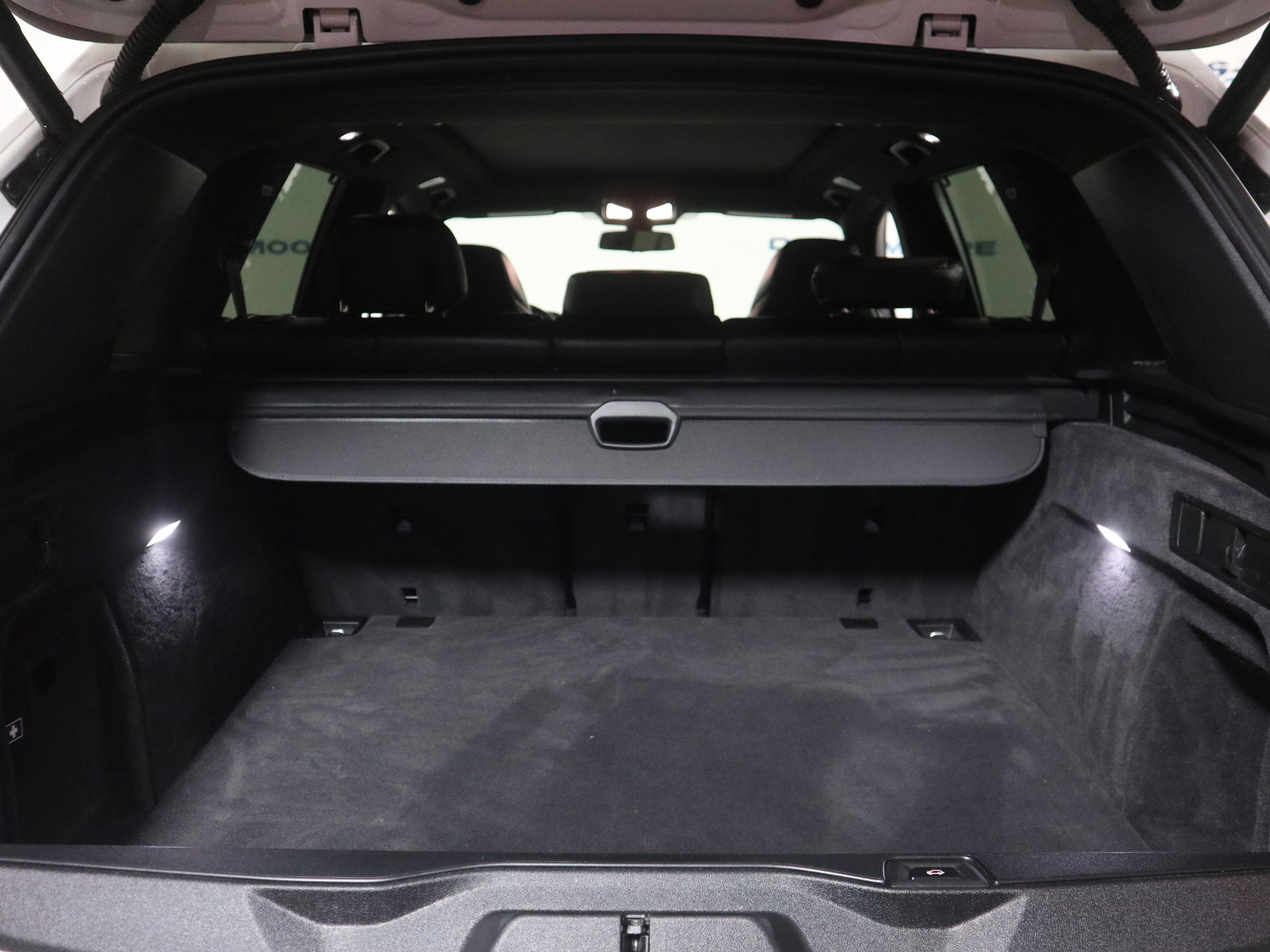 Used 2022 BMW X5 M w/ Competition Package 2 image 8