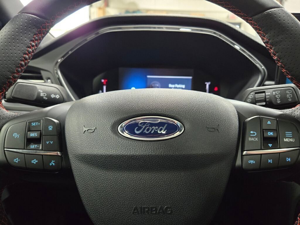 New 2025 Ford Escape ST-Line w/ Tech Pack #1 image 33