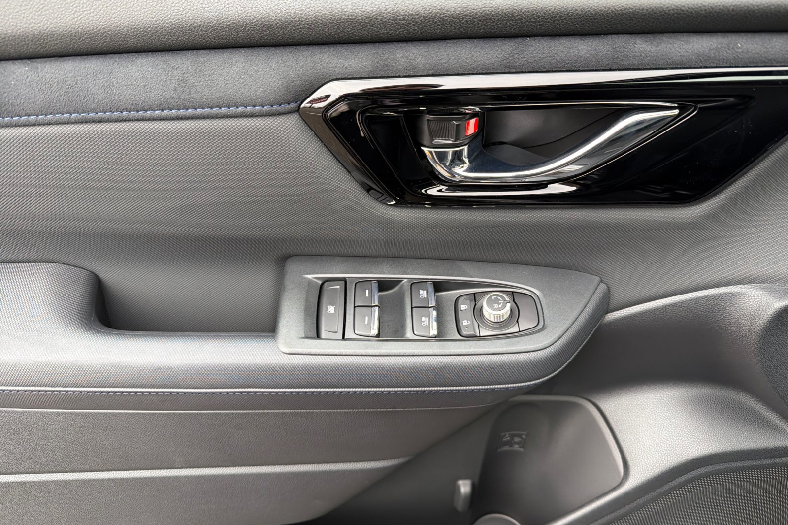 New 2025 Subaru Forester Limited image 11