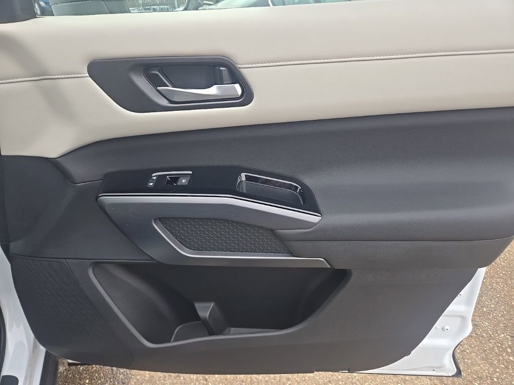 New 2026 Nissan Pathfinder SL image 28