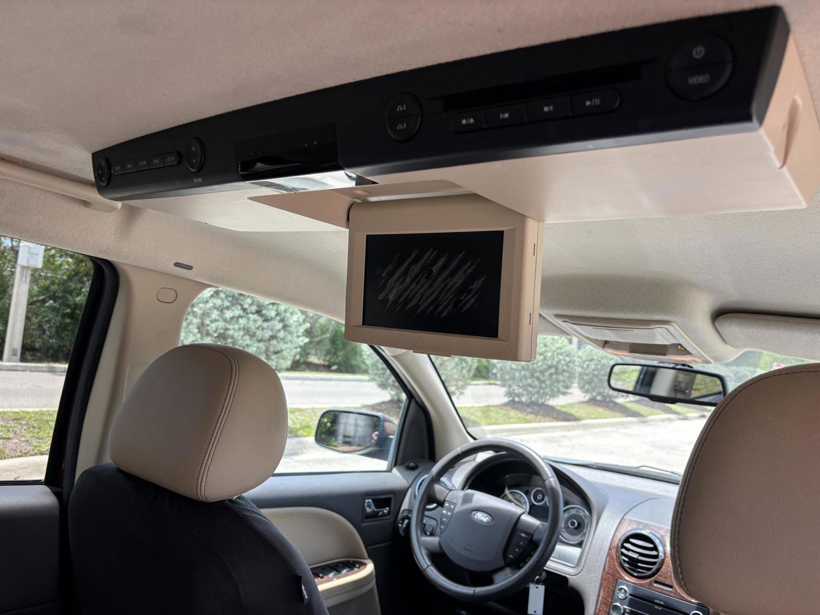 Used 2008 Ford Taurus X Eddie Bauer FWD image 18