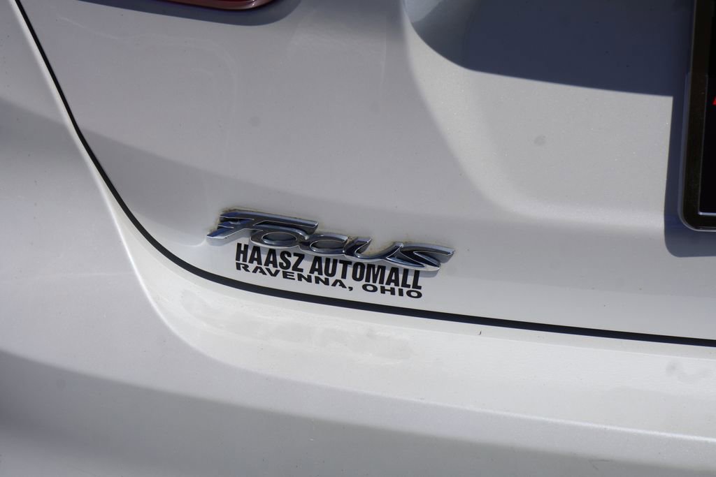 Used 2018 Ford Focus Titanium FWD image 7