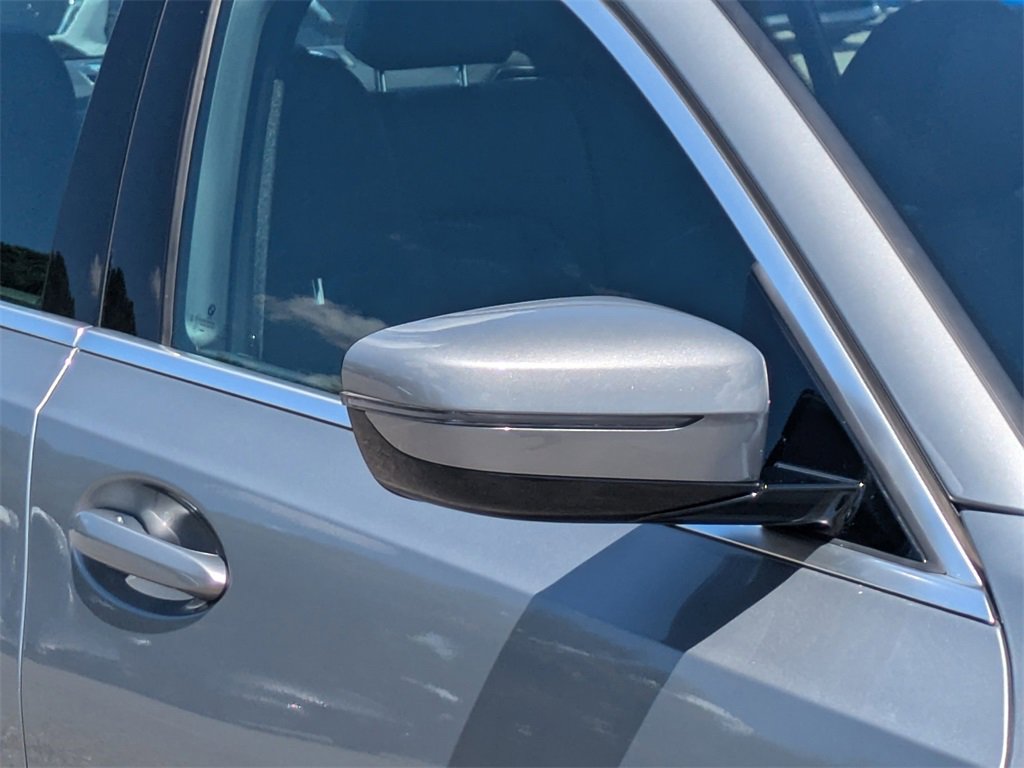 Used 2024 BMW 330e image 10