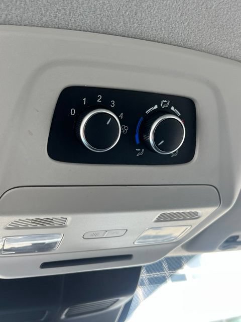 Used 2022 Ford Transit 350 XLT RWD image 16