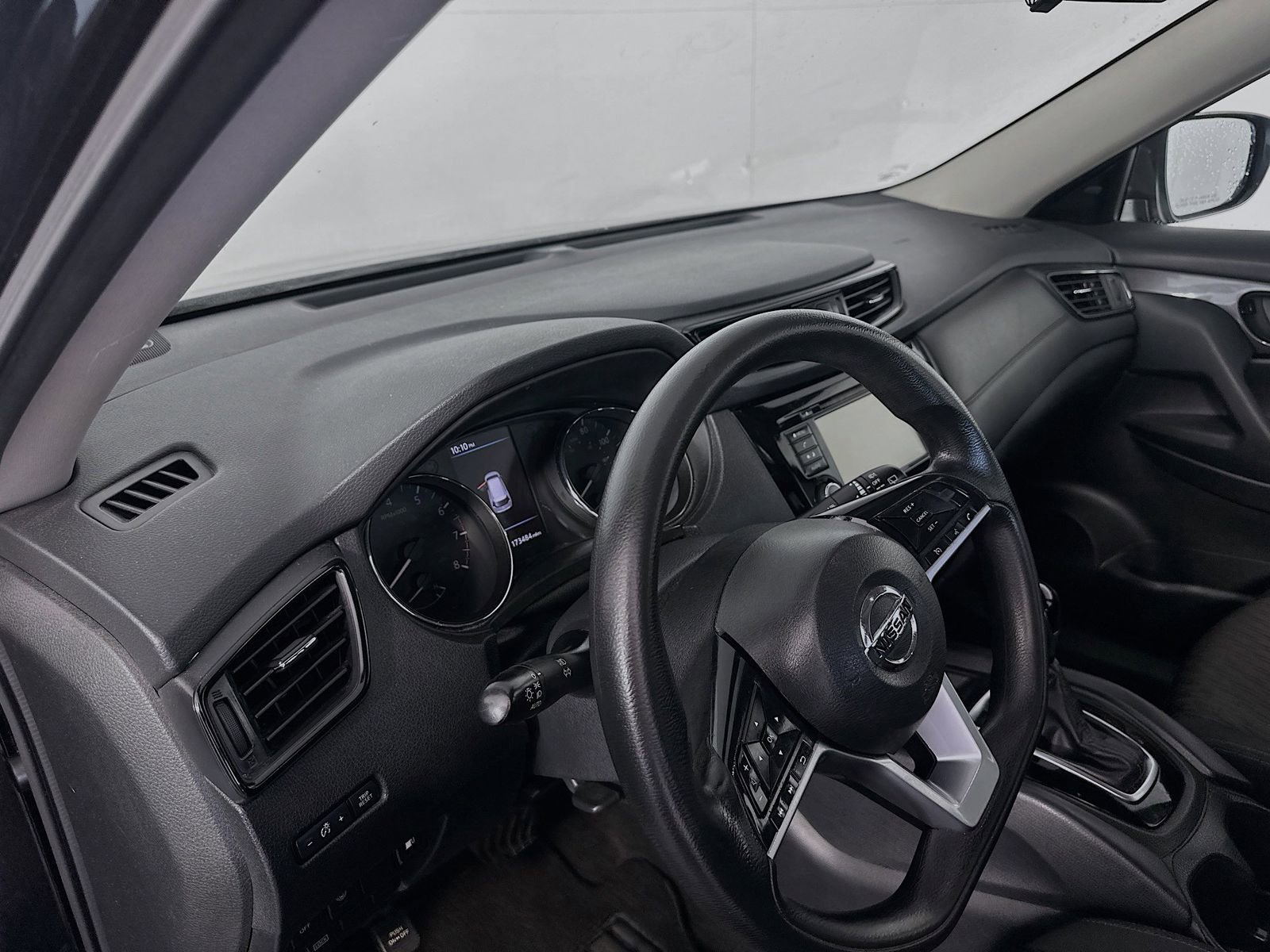 Used 2020 Nissan Rogue S AWD/4WD image 9