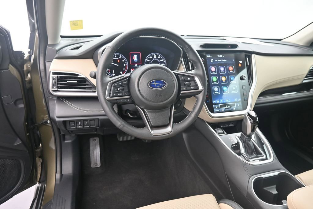 Used 2025 Subaru Outback Limited AWD/4WD image 19