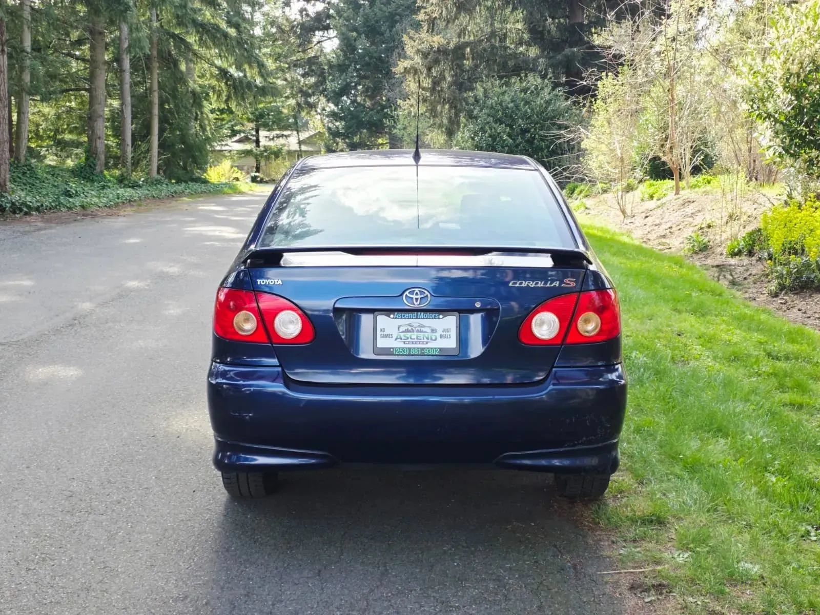 Used 2006 Toyota Corolla S FWD image 4