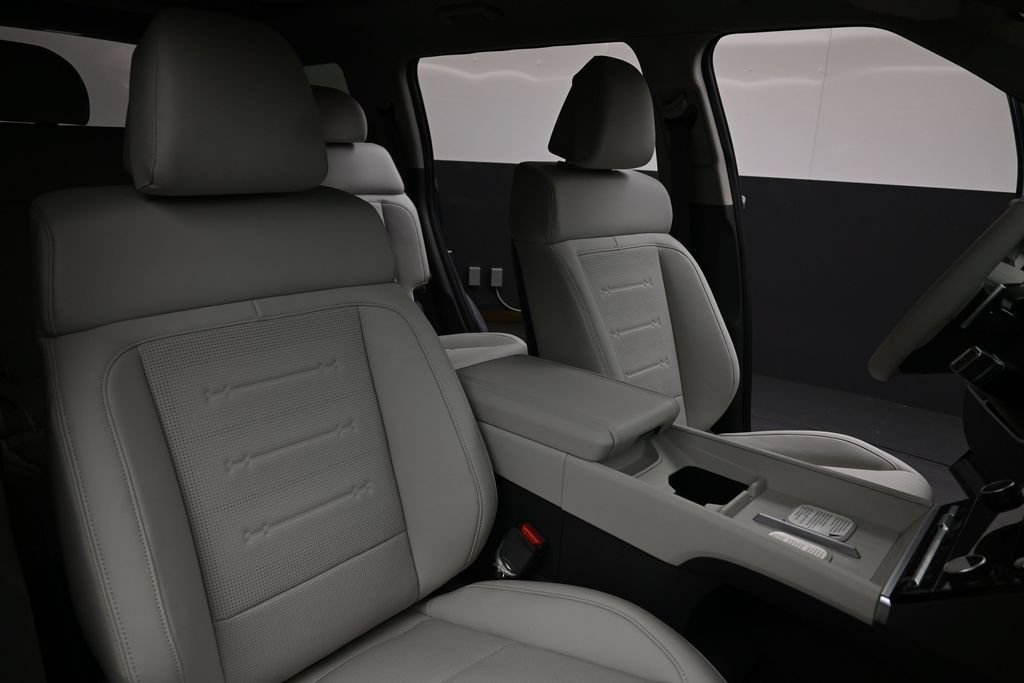 New 2026 Hyundai Santa Fe Limited AWD/4WD image 13