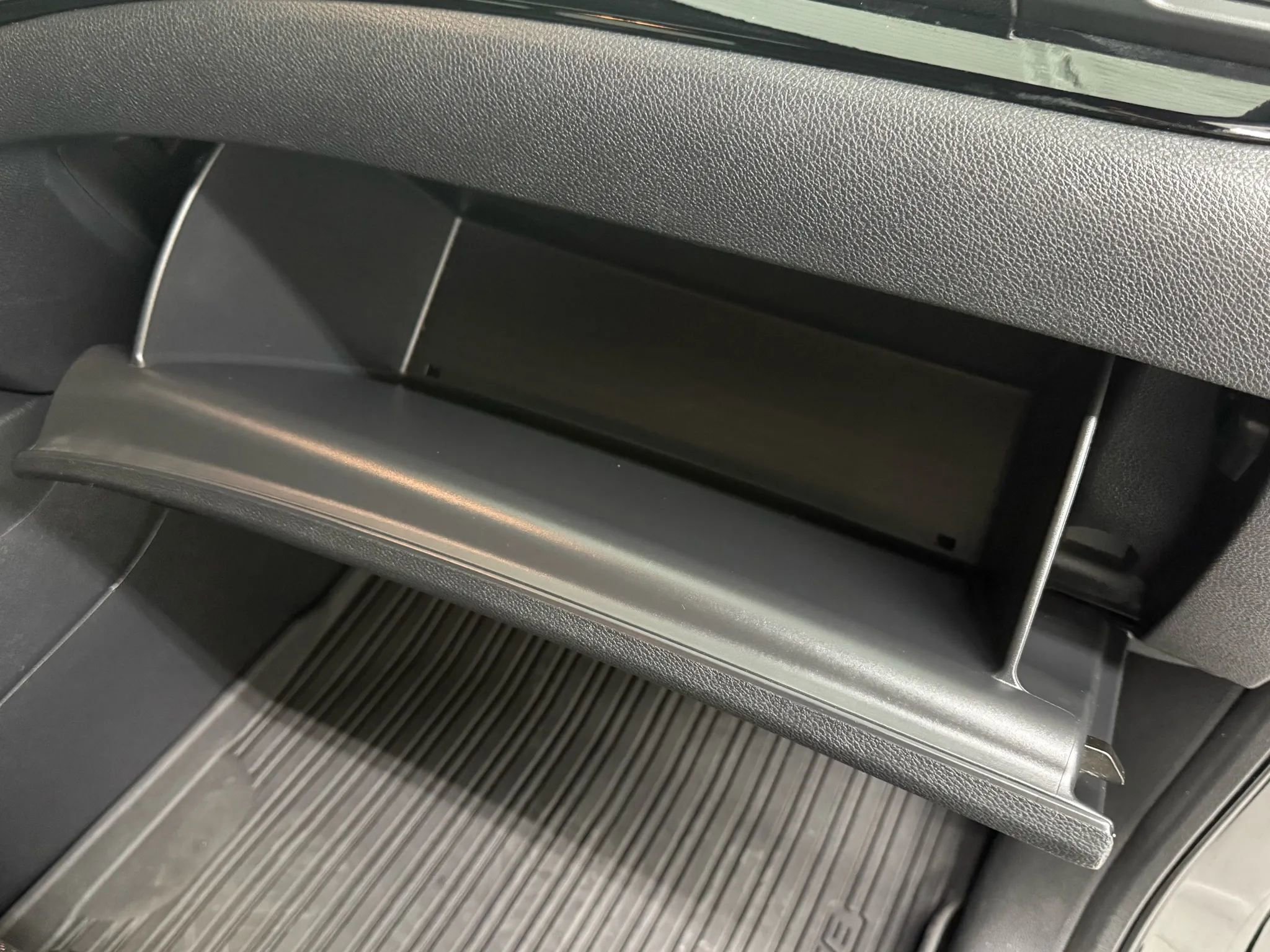 Used 2017 Honda Ridgeline Black Edition image 43