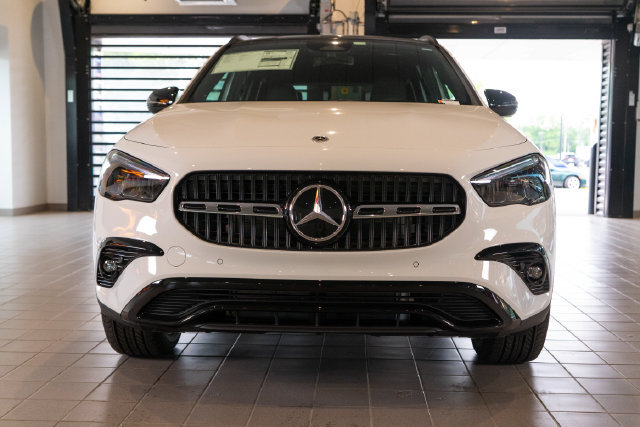 New 2026 Mercedes-Benz GLA 250 4MATIC image 2