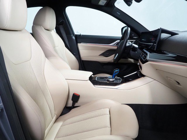 Used 2023 BMW i4 eDrive35 image 15