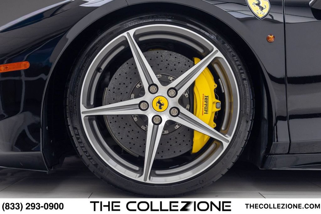 Used 2015 Ferrari 458 Spider RWD image 10