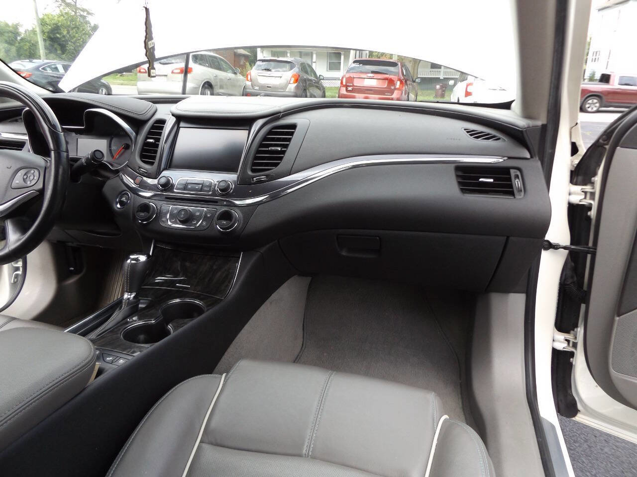 Used 2014 Chevrolet Impala LTZ image 26