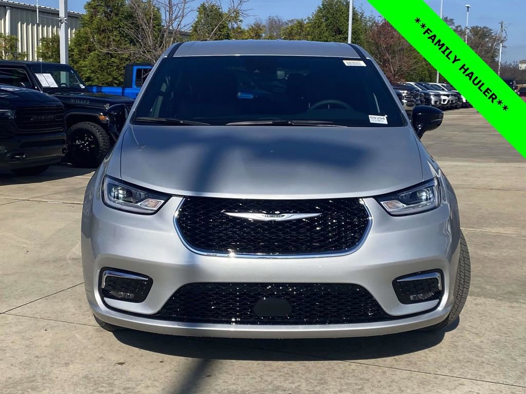 New 2026 Chrysler Pacifica Select image 33