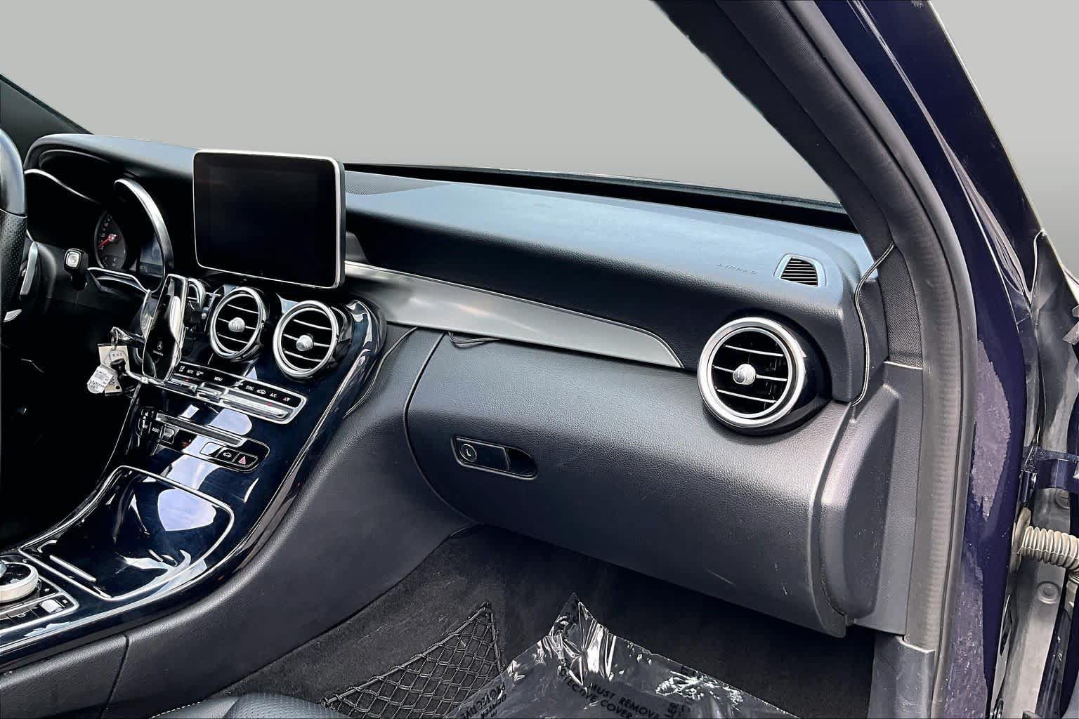 Used 2018 Mercedes-Benz C 300 4MATIC Sedan image 19