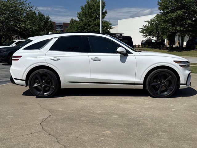 Used 2026 Genesis GV70 2.5T Sport Prestige image 2