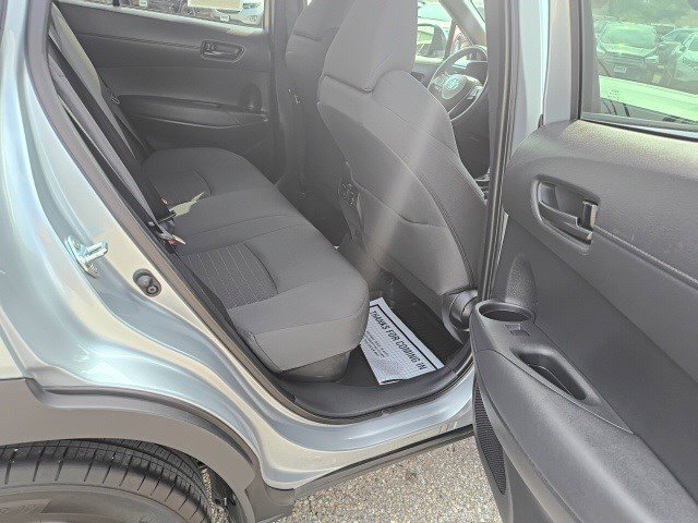 Used 2024 Toyota Corolla Cross SE image 17