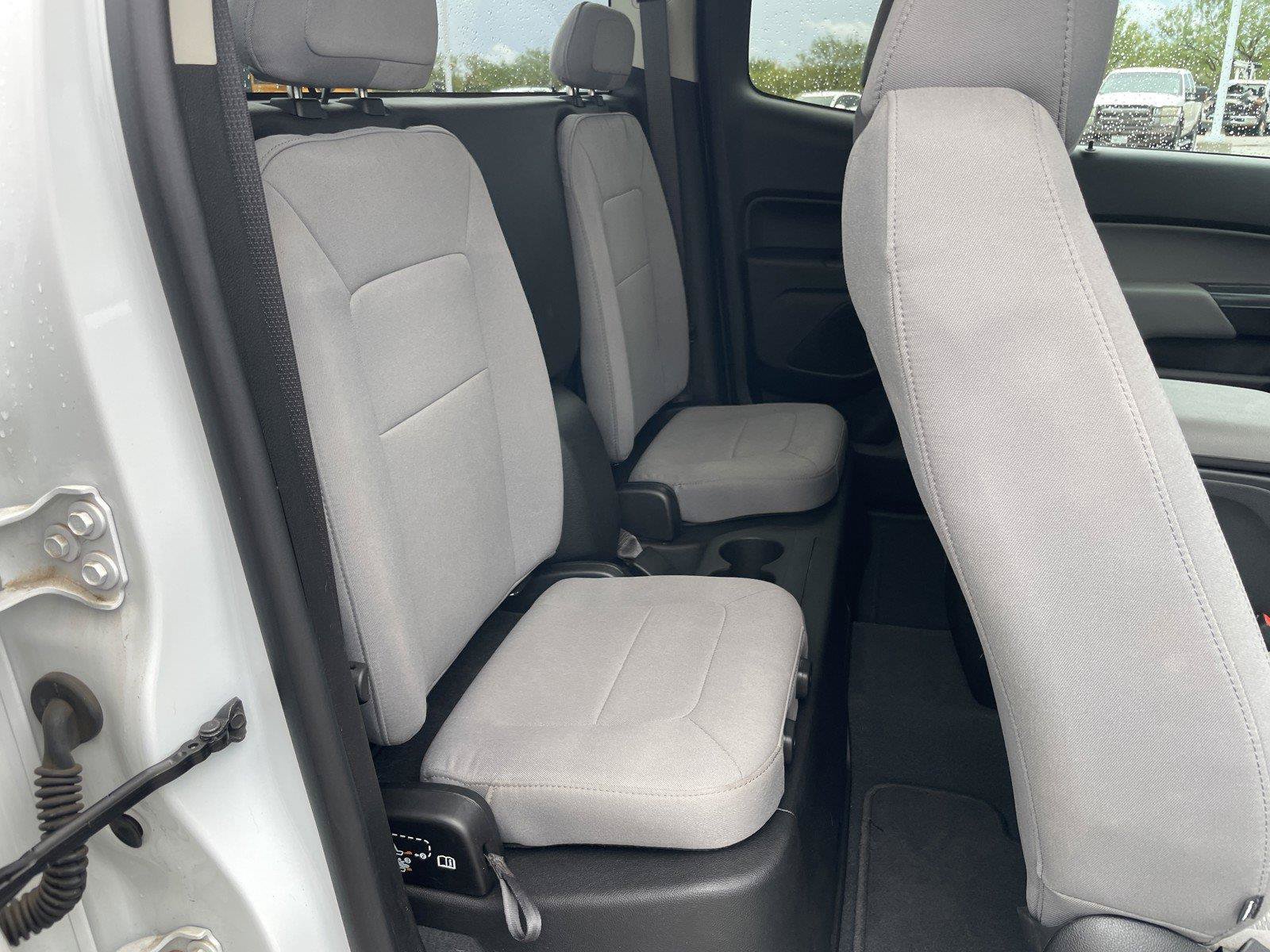 Used 2022 Chevrolet Colorado W/T RWD image 25