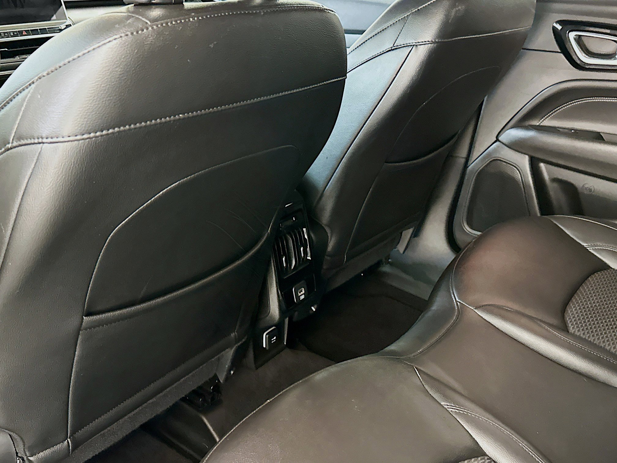 Used 2022 Jeep Compass Altitude image 27