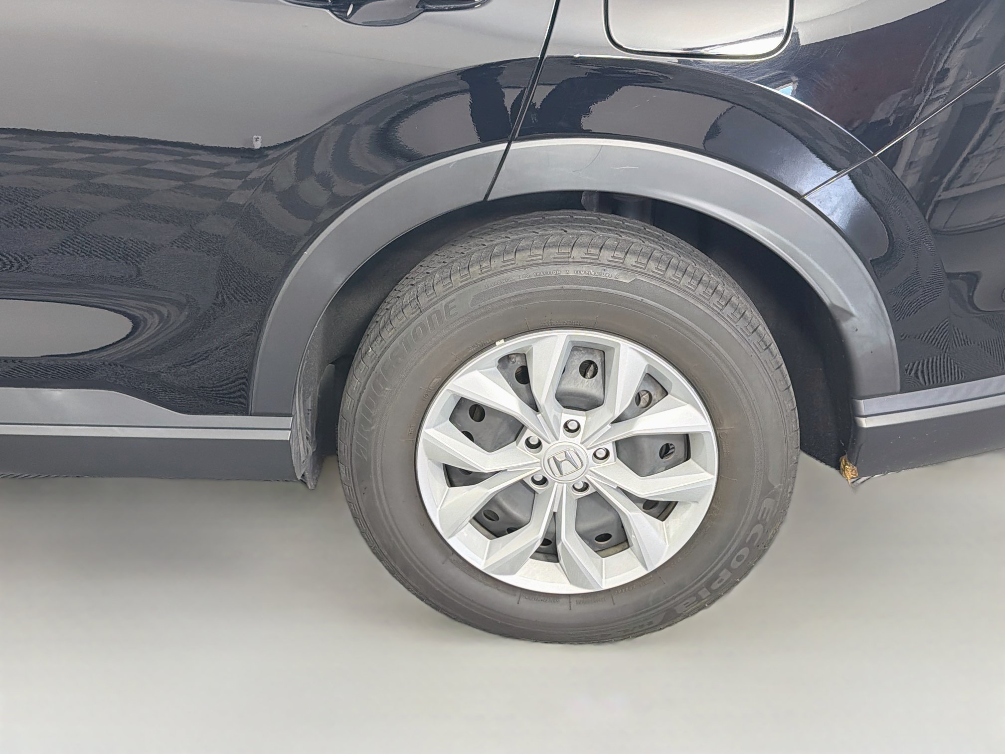 Used 2024 Honda CR-V LX image 11