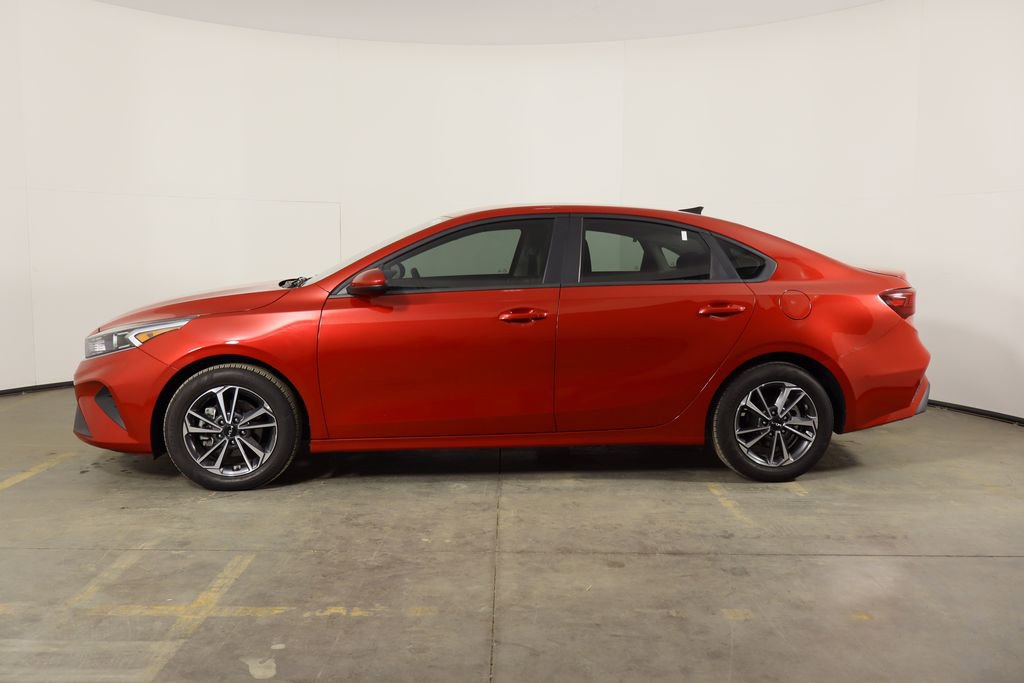 Used 2024 Kia Forte LXS image 5