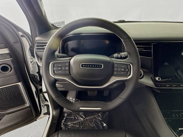 Used 2025 Jeep Wagoneer Series II AWD/4WD image 11