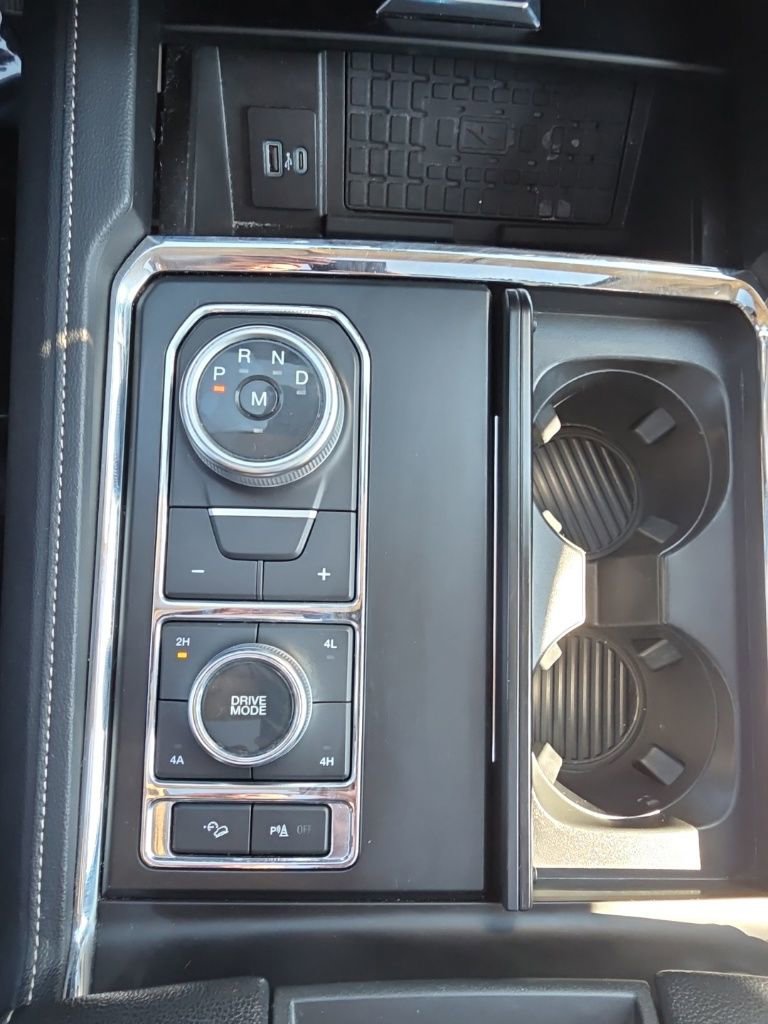 Used 2023 Ford Expedition XLT image 20