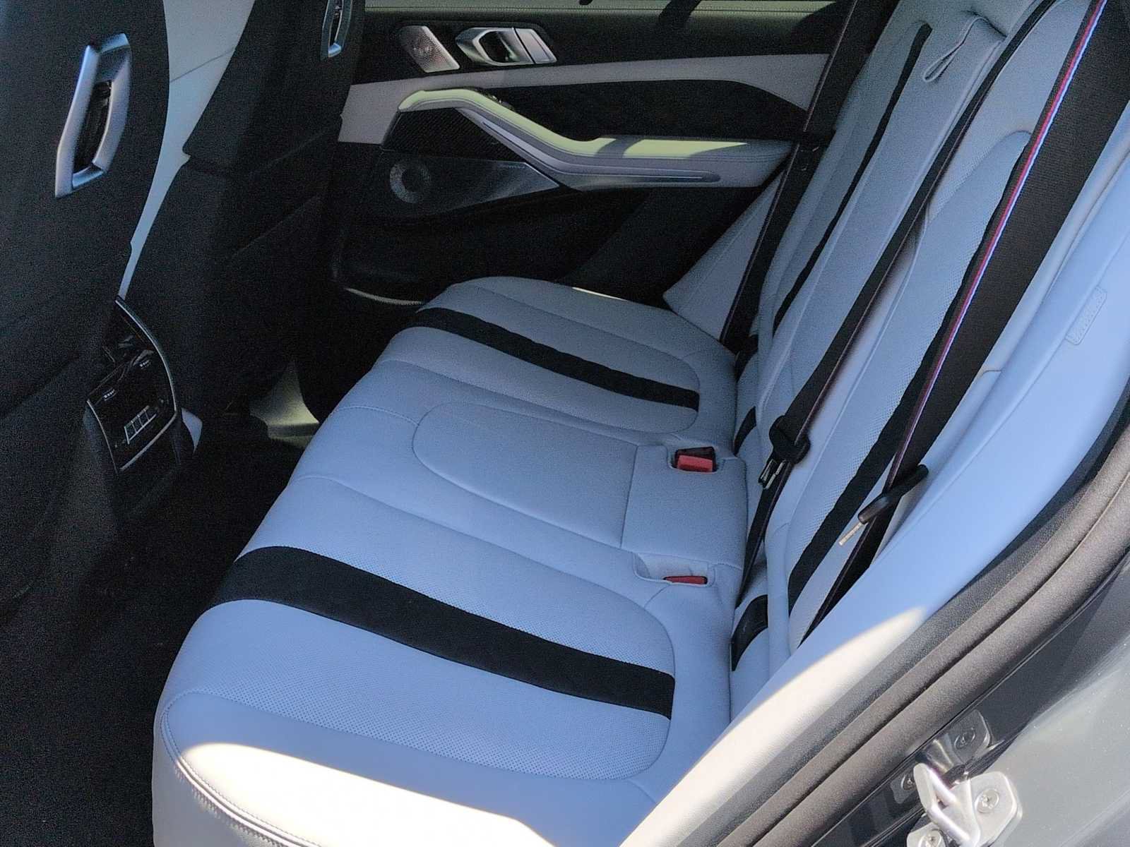 New 2026 BMW X5 M Competition w/ Executive Package AWD/4WD image 21