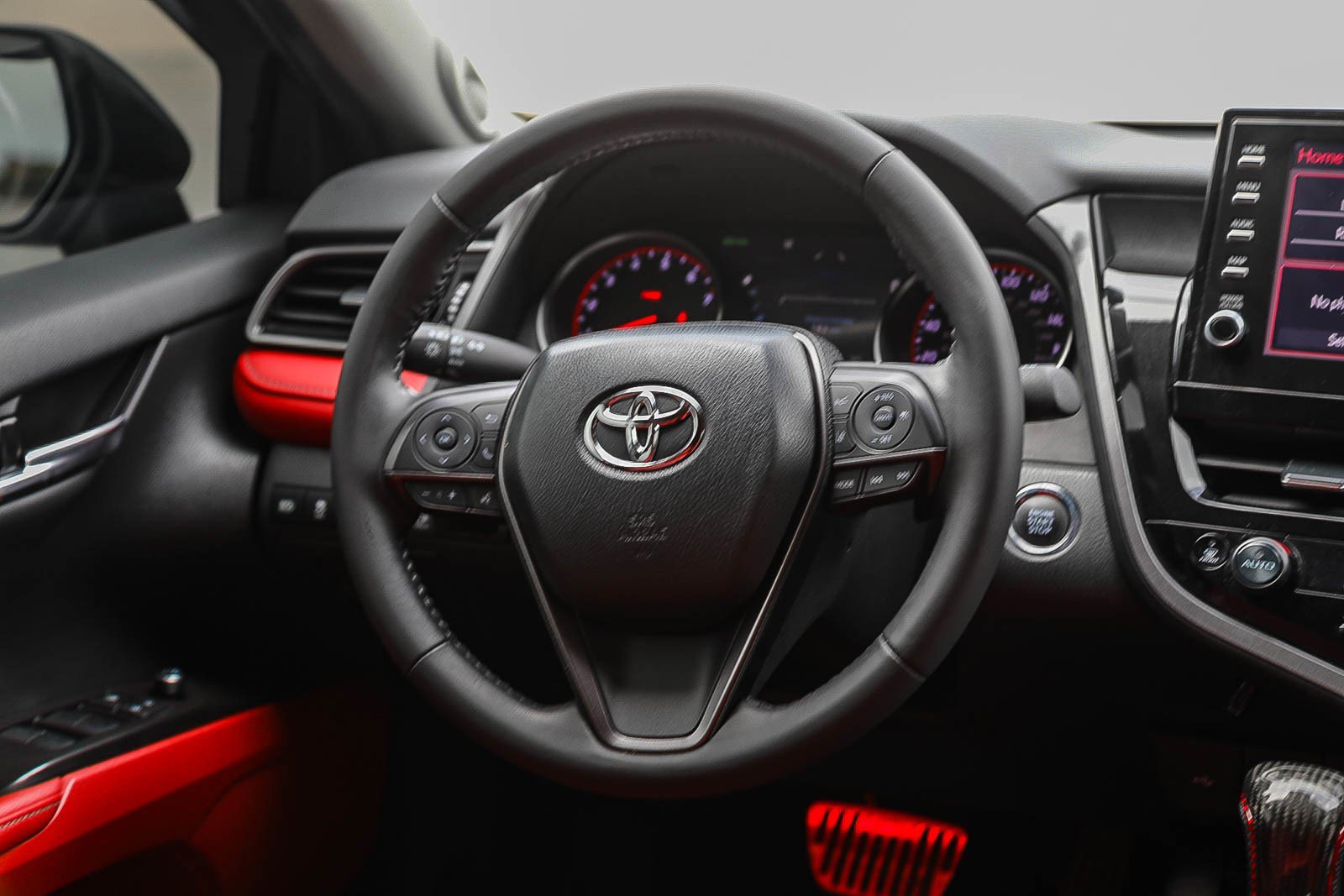 Used 2024 Toyota Camry XSE FWD image 26