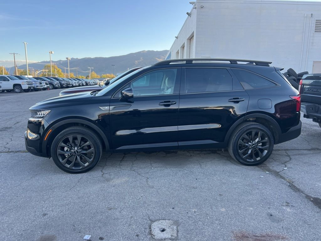 Used 2023 Kia Sorento X-Line EX image 9