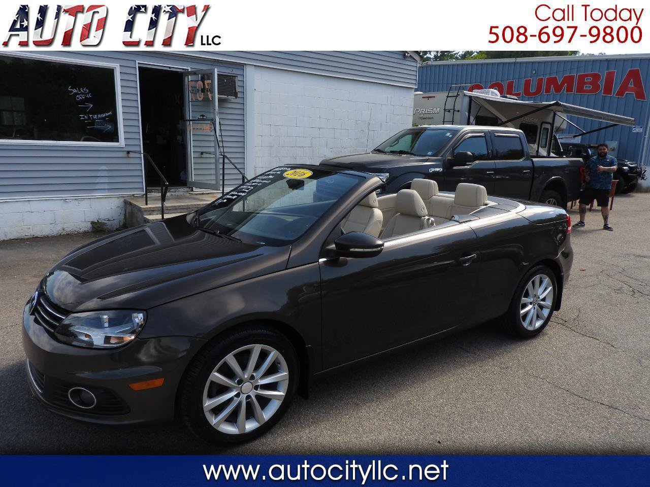 Used 2016 Volkswagen Eos Komfort FWD image 1