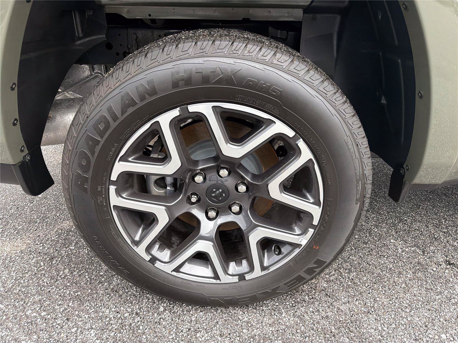 Used 2026 RAM 1500 Laramie AWD/4WD image 15