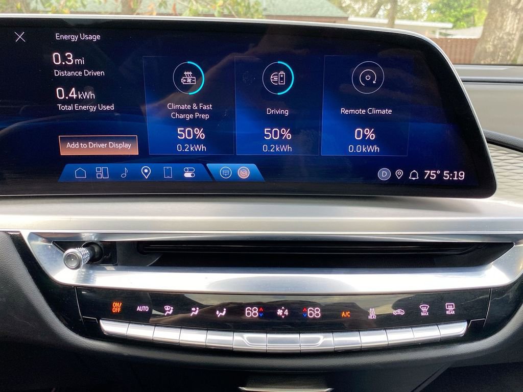 Used 2024 Cadillac Lyriq Sport image 30