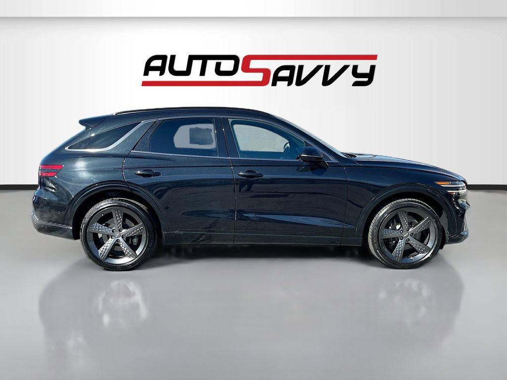 Used 2025 Genesis GV70 3.5T Sport w/ Sport Prestige Package image 8