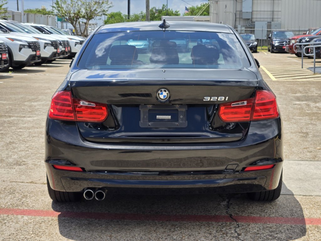 Used 2013 BMW 328i Sedan RWD image 7