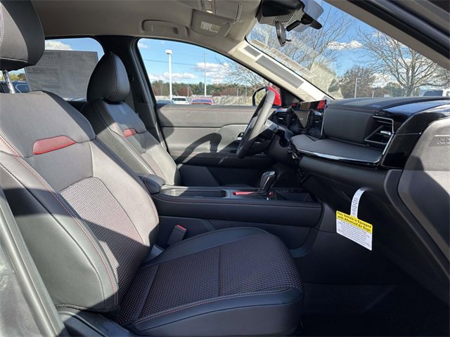 New 2026 Nissan Kicks SR image 10