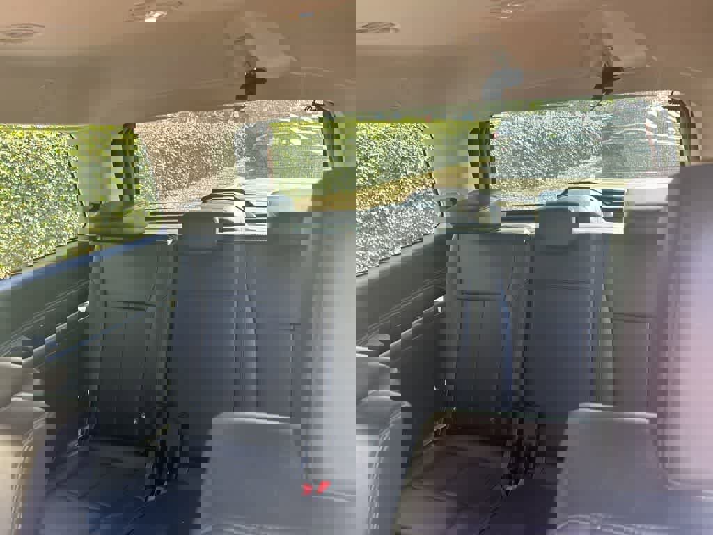 Used 2023 Ford Expedition XLT AWD/4WD image 7