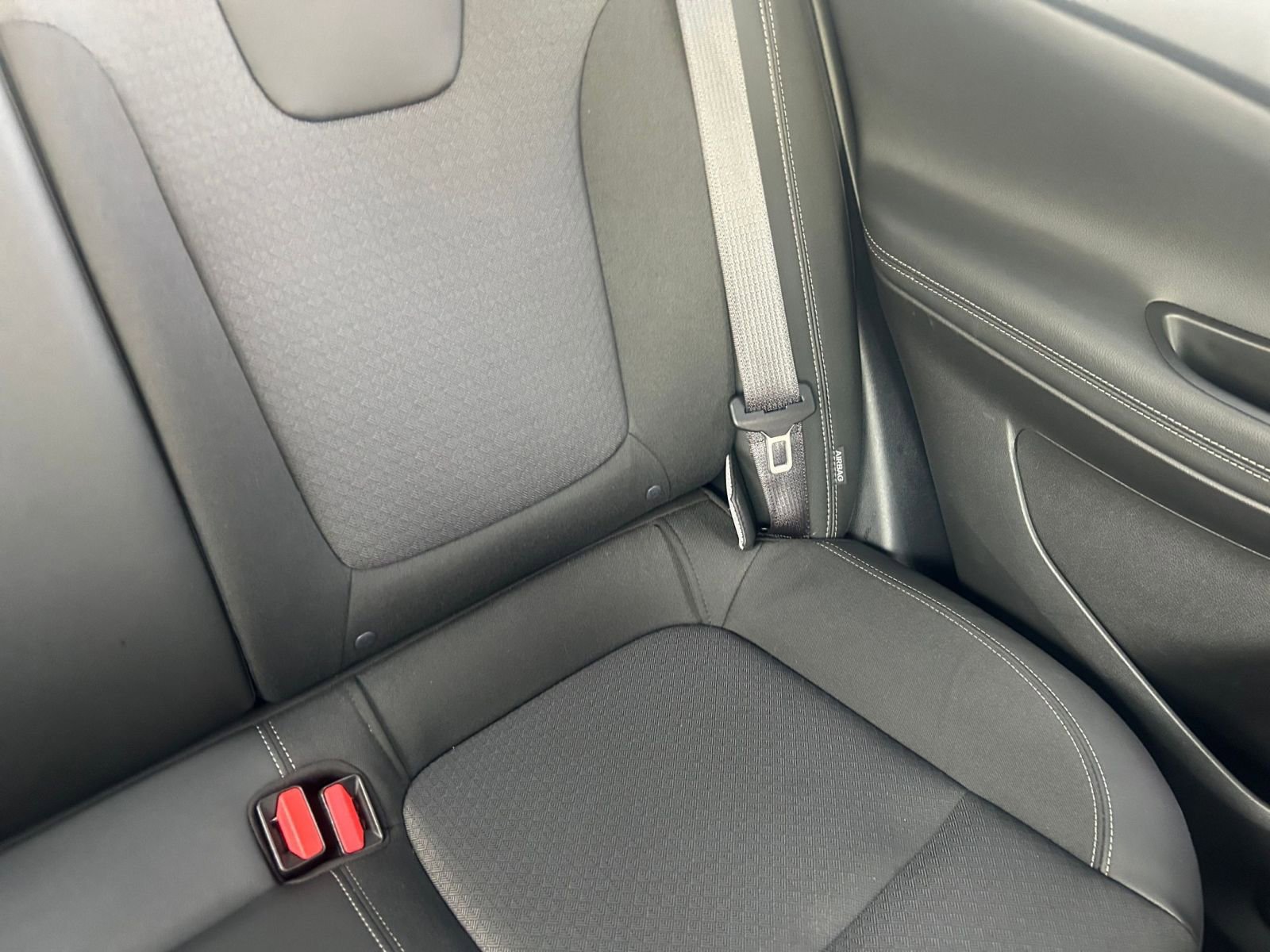 Used 2025 Buick Encore GX Preferred FWD image 37
