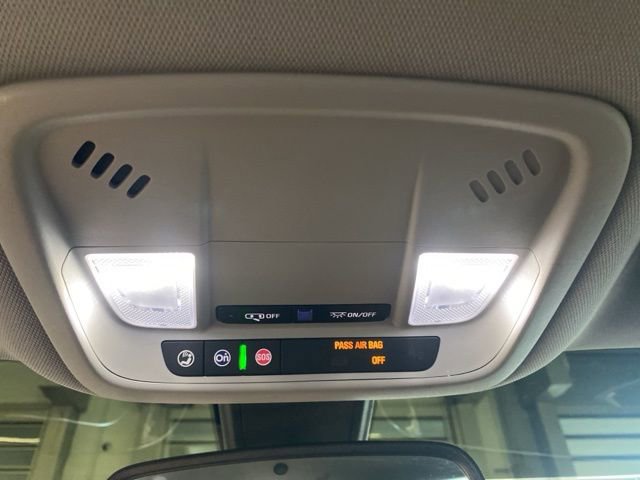 Used 2016 Chevrolet Malibu LT image 19