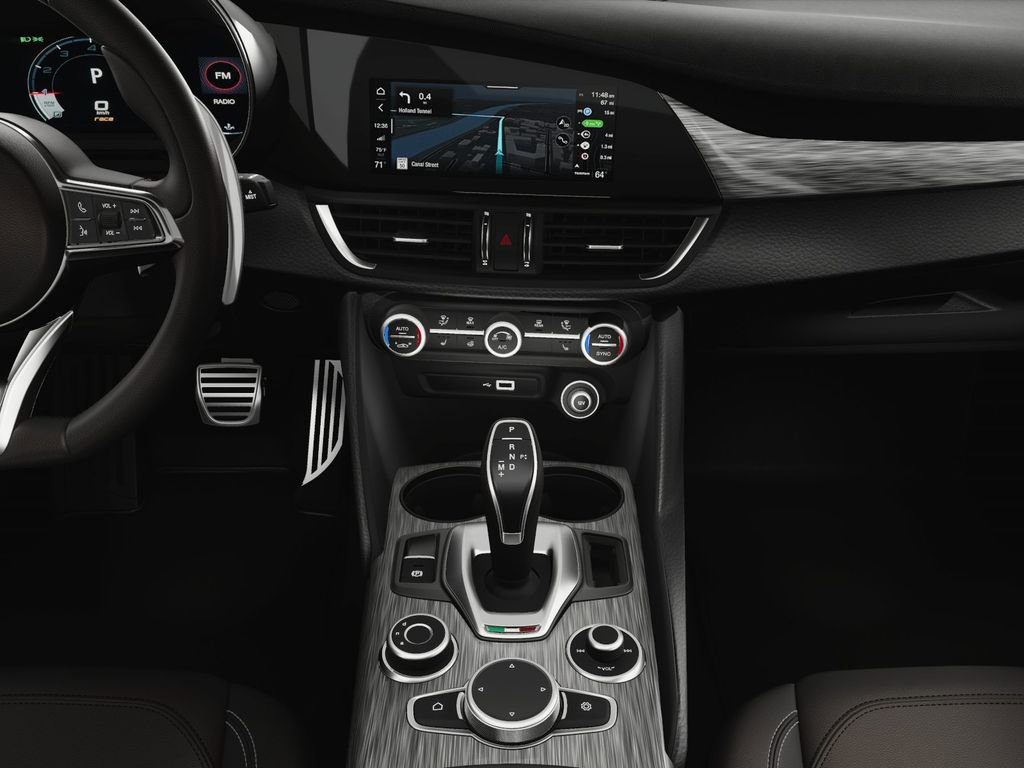 New 2025 Alfa Romeo Giulia AWD image 26