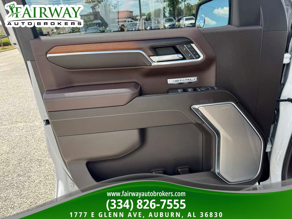 Used 2024 GMC Sierra 1500 Denali w/ Denali Reserve Package AWD/4WD image 29