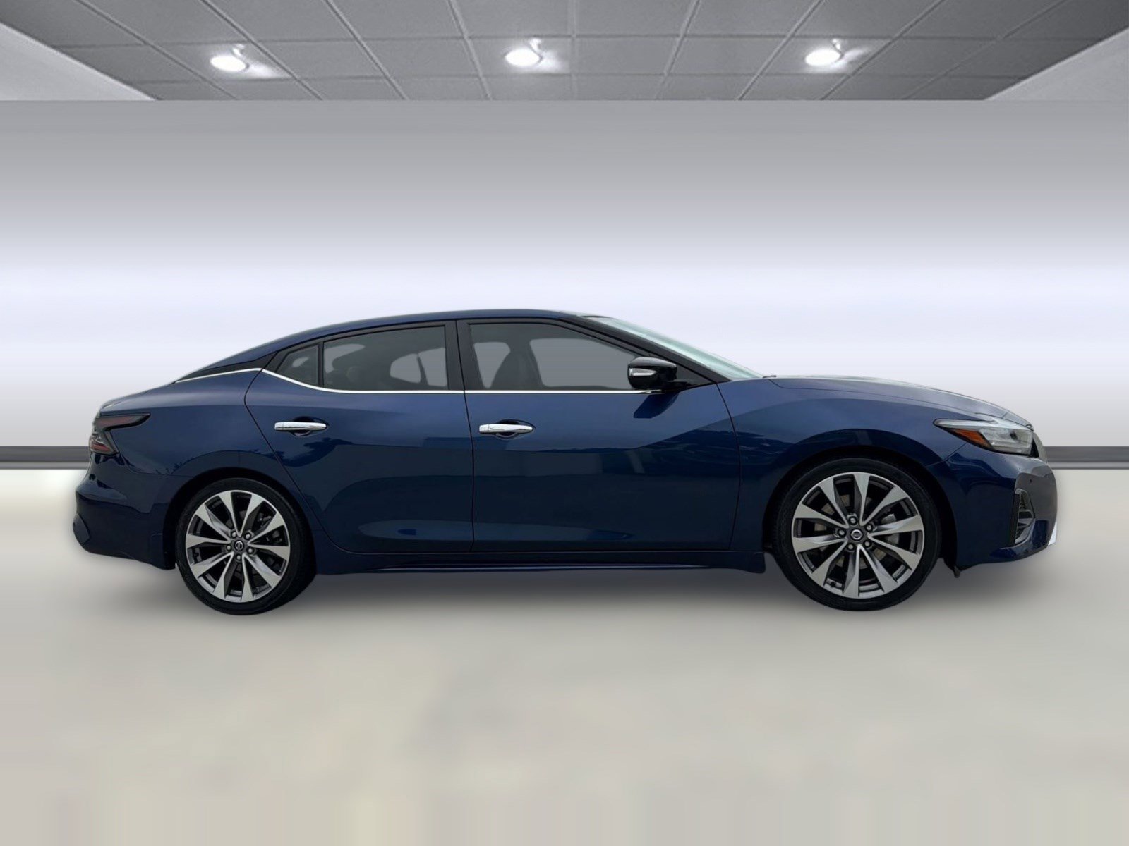 Used 2022 Nissan Maxima Platinum w/ Sport Mat Group FWD image 7