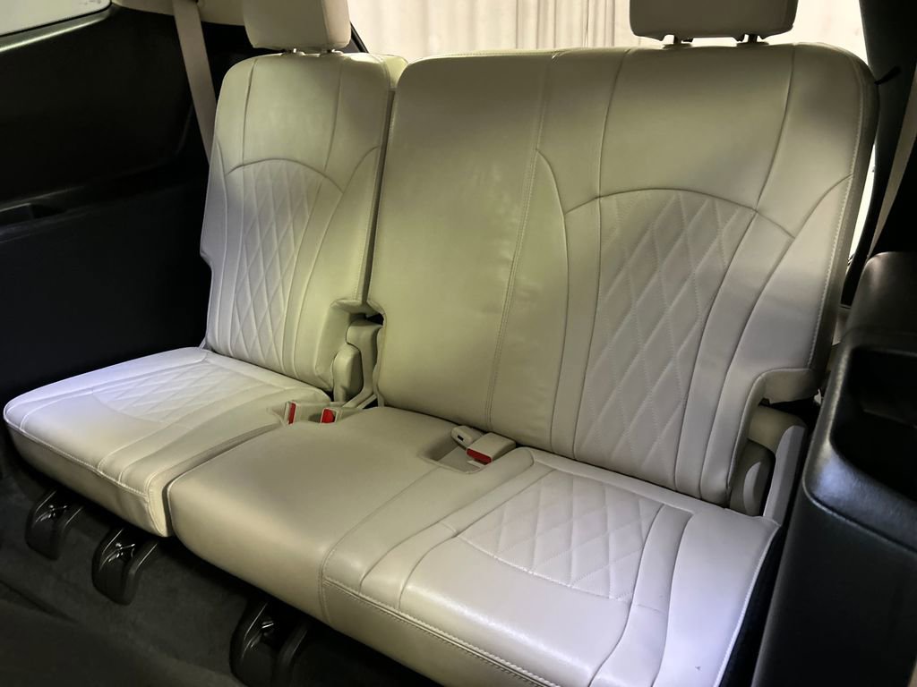 Used 2023 Buick Enclave Avenir w/ Avenir Technology Package AWD/4WD image 24