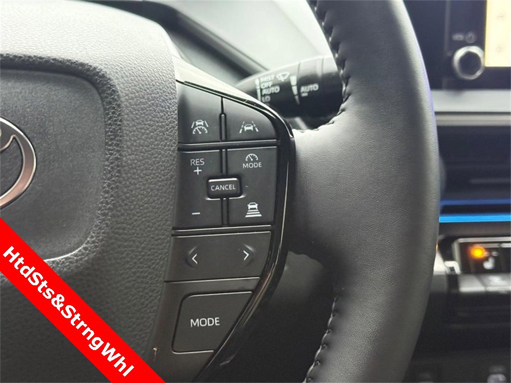 Used 2023 Toyota Prius XLE image 16