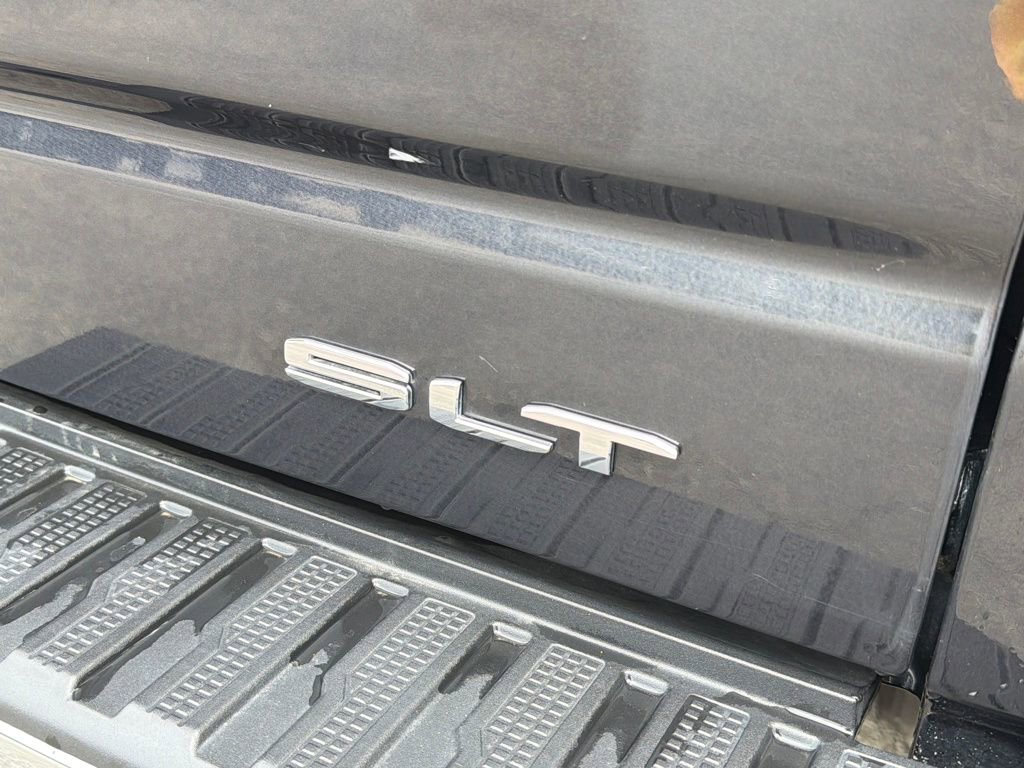 Used 2024 GMC Sierra 1500 SLT image 13