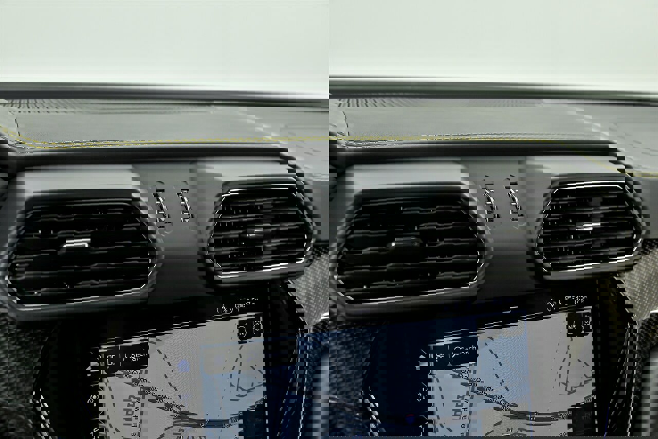 Used 2022 Lamborghini Urus image 36