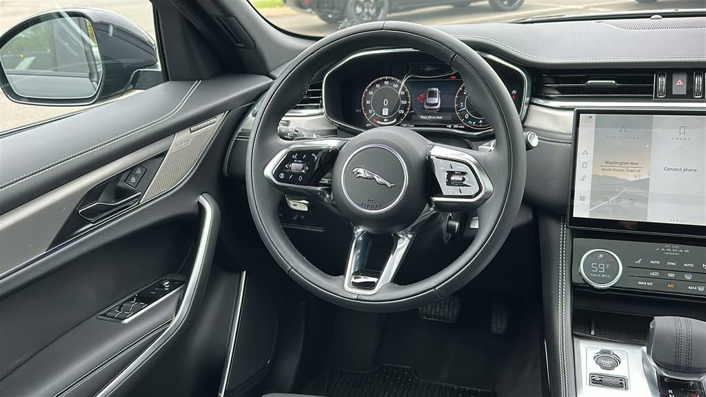 Used 2025 Jaguar F-PACE R-Dynamic S AWD/4WD image 22